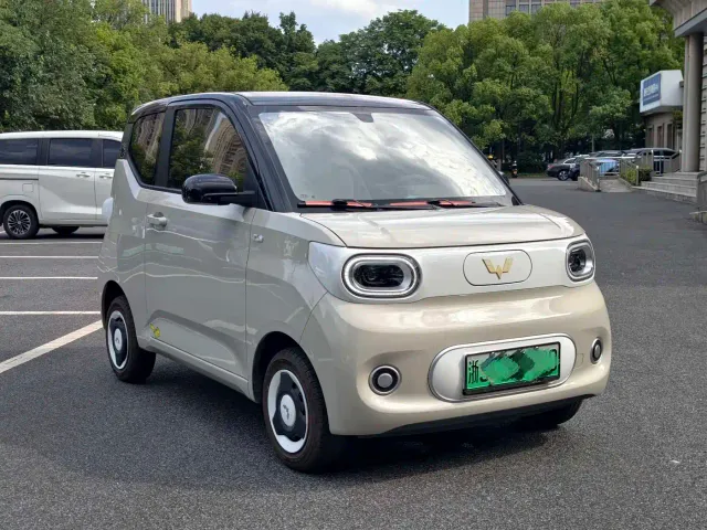 Wuling Hongguang Mini EV — Фото автомобиля 3