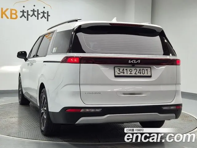 Kia Carnival Generation 4 — Фото автомобиля 2