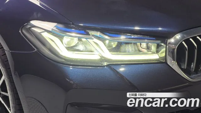 BMW 5 Series G30 — Фото автомобиля 7