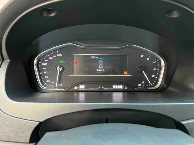 Maxus G10 — Фото автомобиля 15