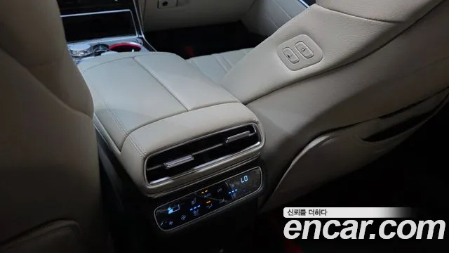 Genesis GV80 — Фото автомобиля 20