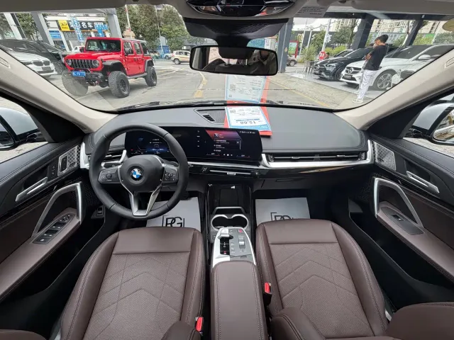 BMW X1 — Фото автомобиля 5