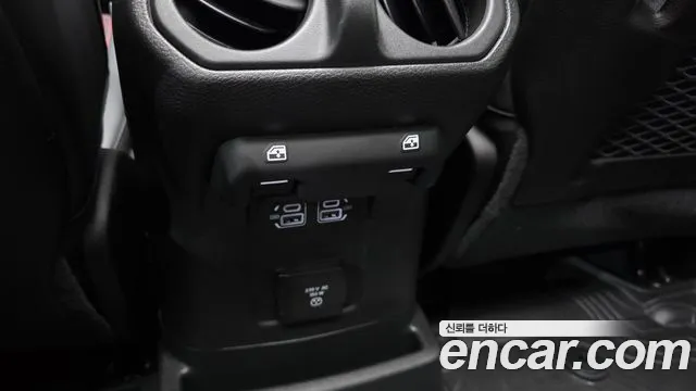 Jeep Wrangler JL — Фото автомобиля 29