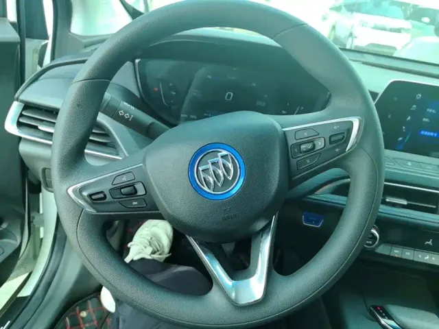 Buick Velite 6 — Фото автомобиля 10