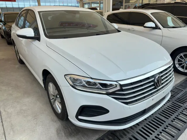 Volkswagen Lavida — Фото автомобиля 3