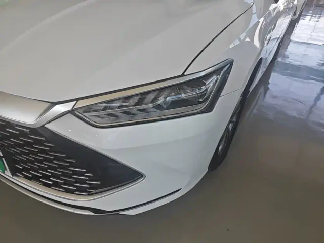 BYD Qin PLUS — Фото автомобиля 23