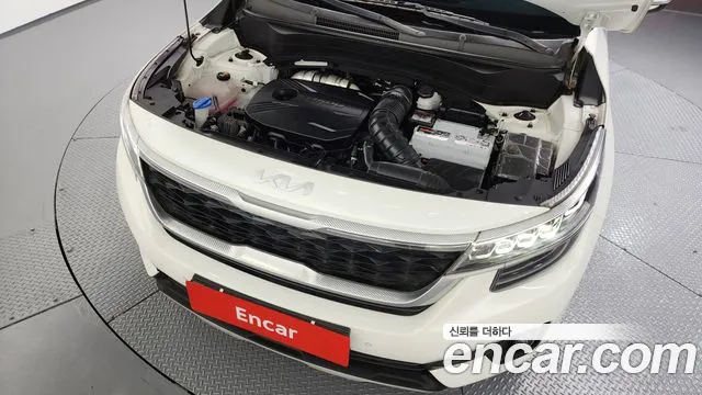 Kia Seltos Seltos Бензин 1.6 турбо 2WD — Фото автомобиля 6