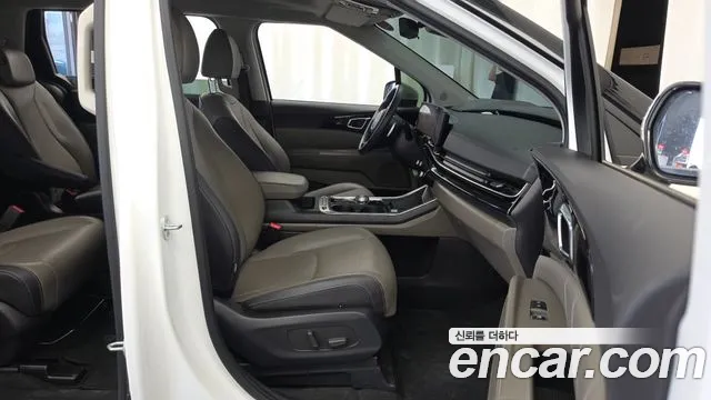 Kia Carnival 4th Gen — Фото автомобиля 11