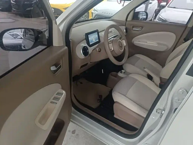 Wuling Hongguang Mini EV — Фото автомобиля 15