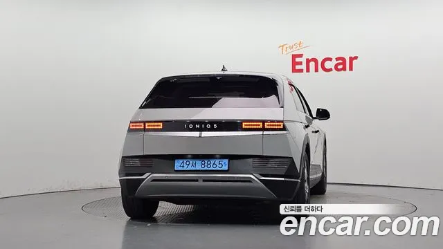 Hyundai Ioniq 5 — Фото автомобиля 4