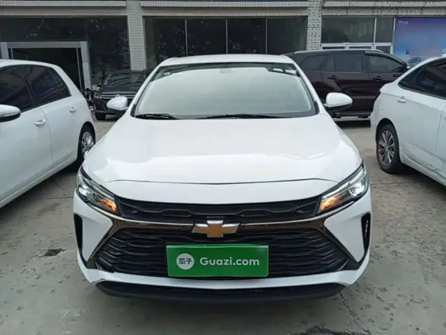 Chevrolet Monza — Фото автомобиля 2