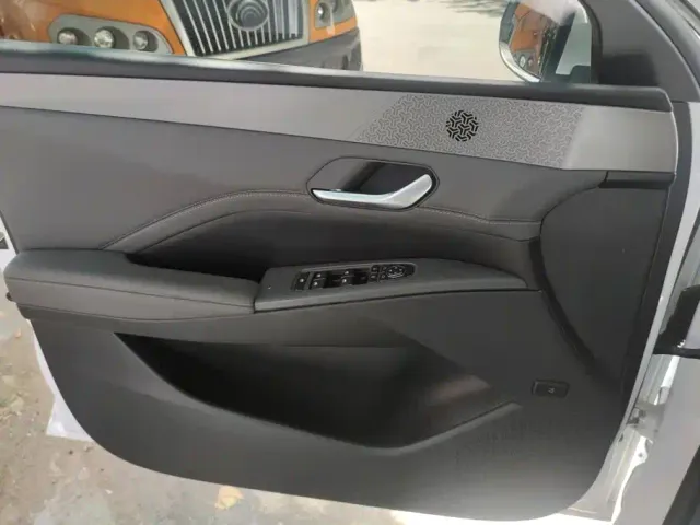 BYD Qin PLUS — Фото автомобиля 7
