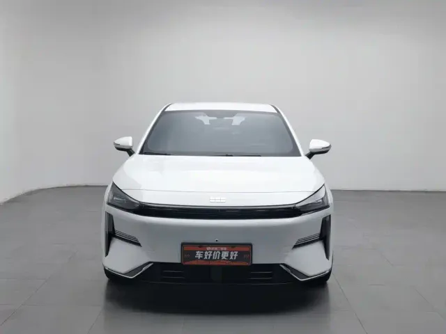 Geely Galaxy L6 — Фото автомобиля 3