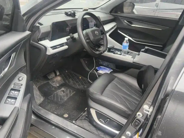 Changan CS75 Plus — Фото автомобиля 9