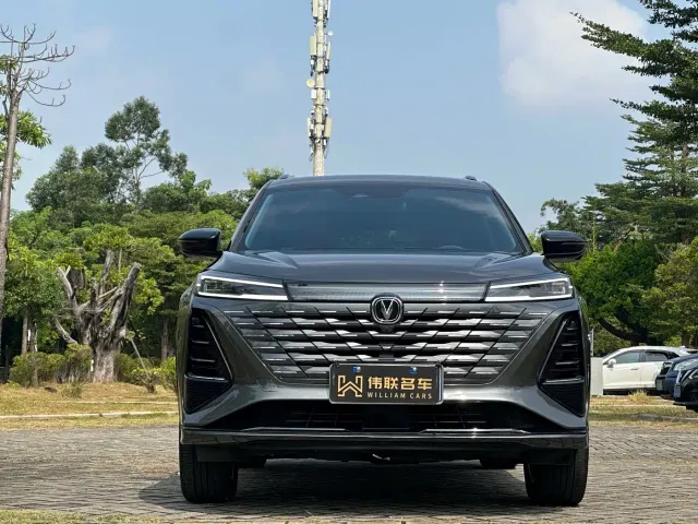 Changan CS75 Plus — Фото автомобиля 2