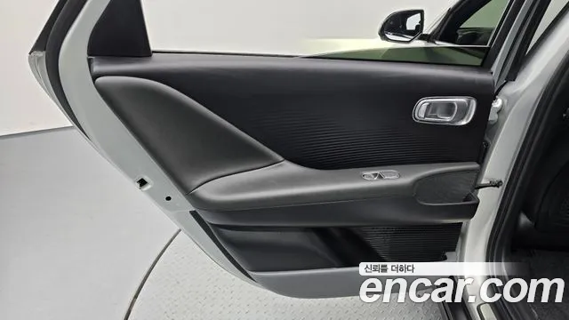 Hyundai Ioniq 6 — Фото автомобиля 14
