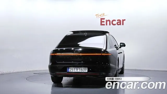 Hyundai Grandeur GN7 — Фото автомобиля 4