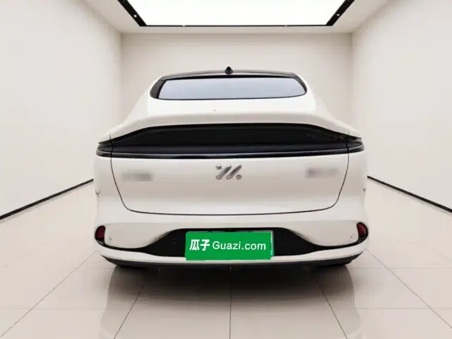 IM Motors LS6 — Фото автомобиля 5