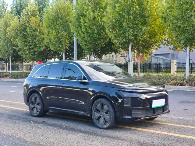 Li Auto L6 — Фото автомобиля 3