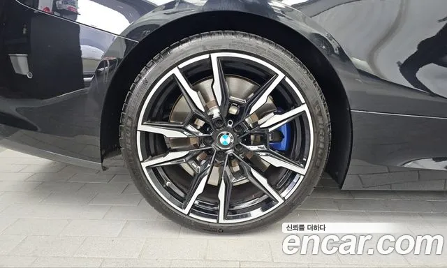 BMW 8 Series — Фото автомобиля 5