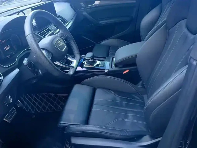 Audi Q5L — Фото автомобиля 3