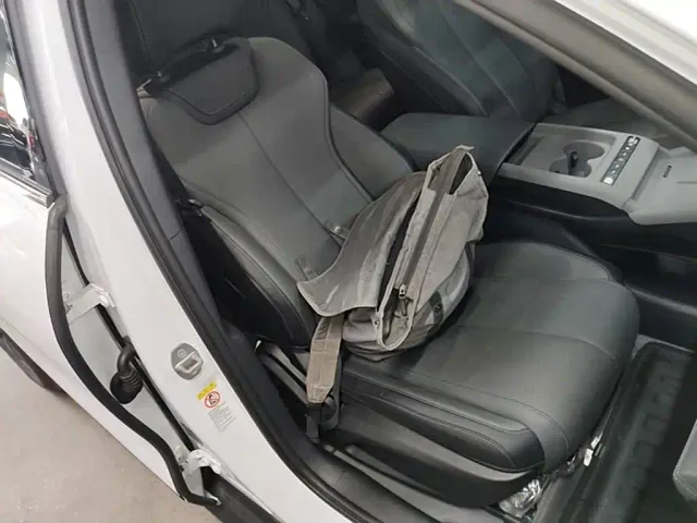 BYD Qin L — Фото автомобиля 24