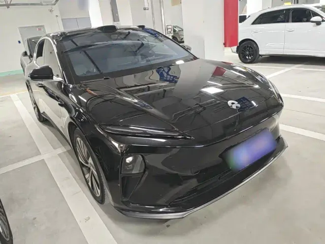 Nio ET5 — Фото автомобиля 3