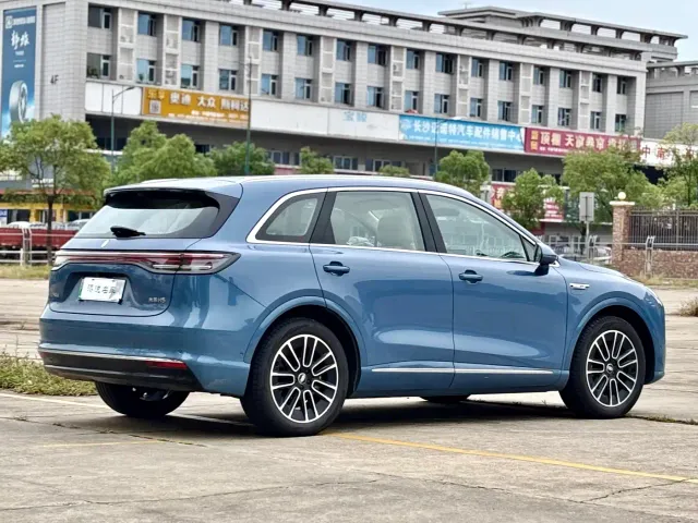 Shangjie SUV — Фото автомобиля 7