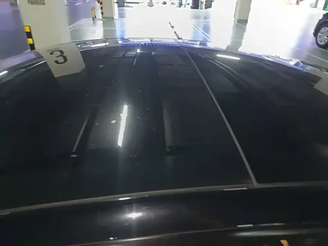 Tesla Model 3 — Фото автомобиля 21