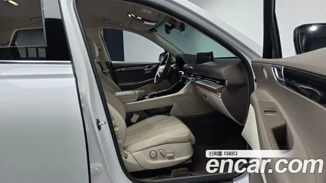 Genesis GV80 2.5T Бензин 2WD — Фото автомобиля 20