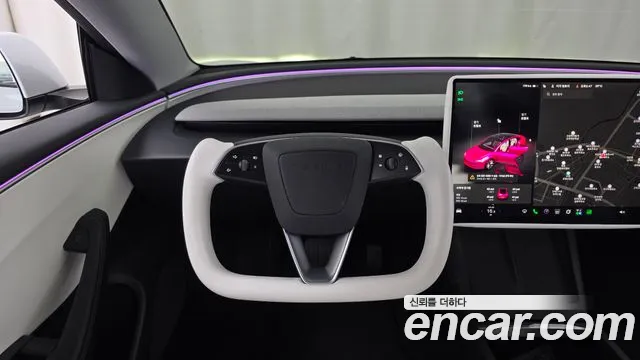 Tesla Model 3 — Фото автомобиля 19