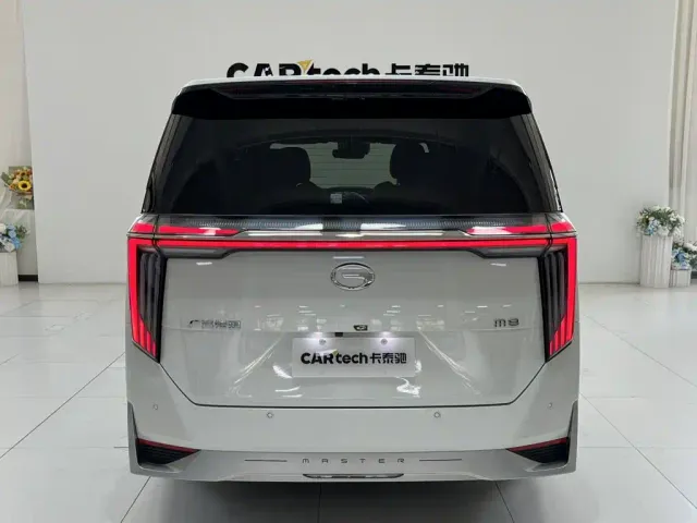 GAC Trumpchi M8 — Фото автомобиля 11