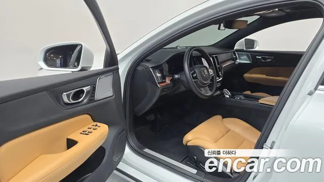 Вольво S60 S60 третьего поколения B5 Ultimate Bright — Фото автомобиля 9
