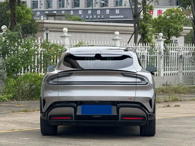 Xiaomi YU7 — Фото автомобиля 13