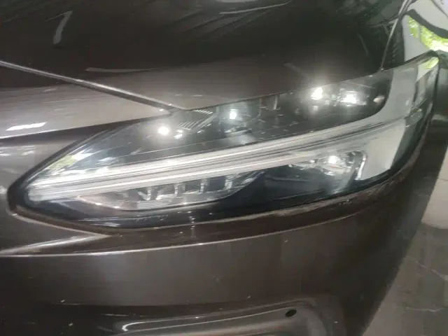 Volvo S90 — Фото автомобиля 23