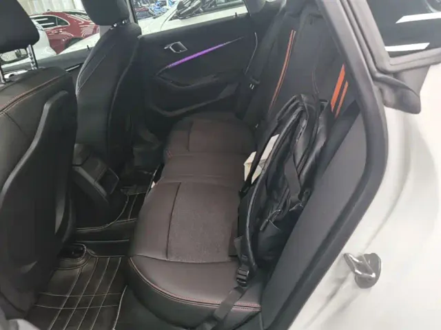 BMW 2 Series — Фото автомобиля 16