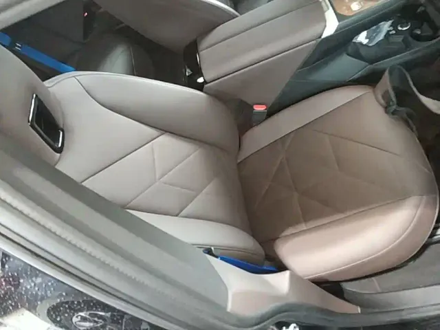 BMW iX — Фото автомобиля 24
