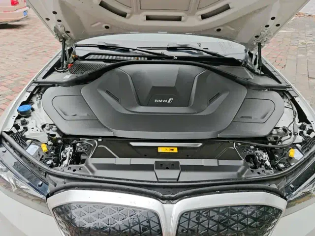 BMW i3 — Фото автомобиля 10
