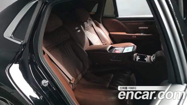 Genesis G90 RS4 — Фото автомобиля 17