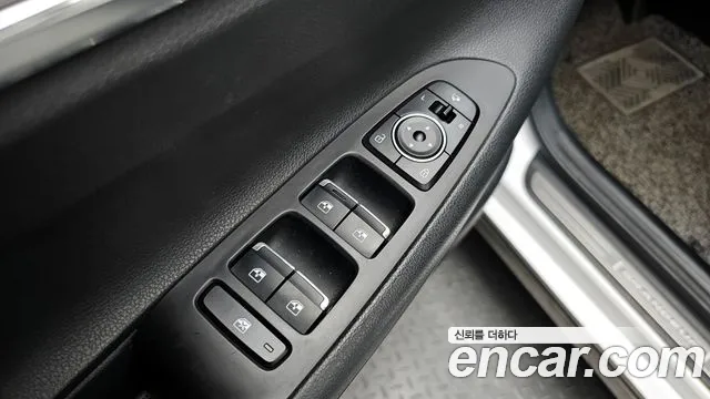 Hyundai Grandeur Новый Grandeur IG 3.0 LPi (Для проката) — Фото автомобиля 14