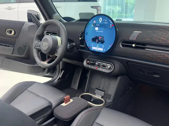MINI Hatch — Фото автомобиля 15