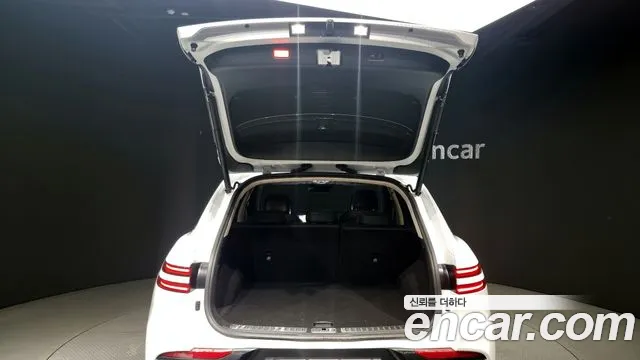 Genesis GV70 2.5T Бензин 2WD — Фото автомобиля 20