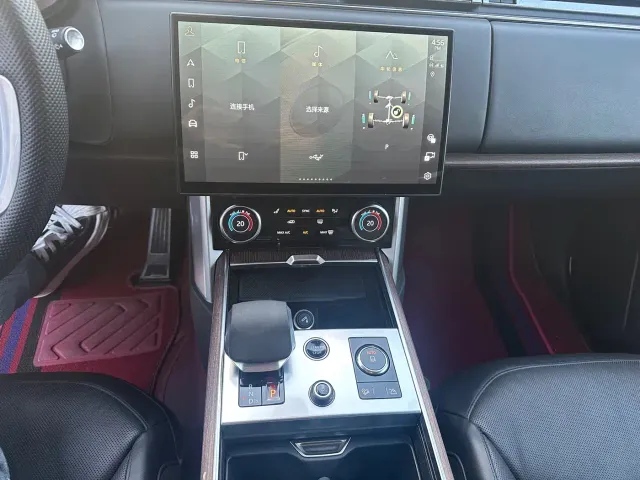 Land Rover Range Rover — Фото автомобиля 11