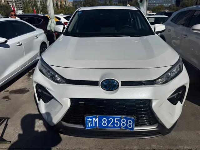 Toyota Wildlander — Фото автомобиля 2