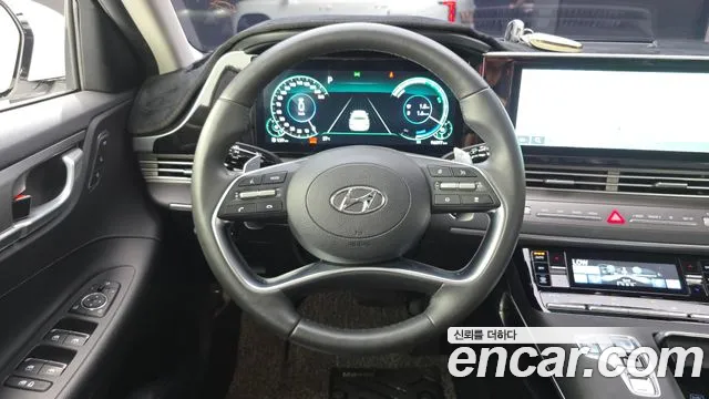 Hyundai Grandeur Exclusive — Фото автомобиля 12