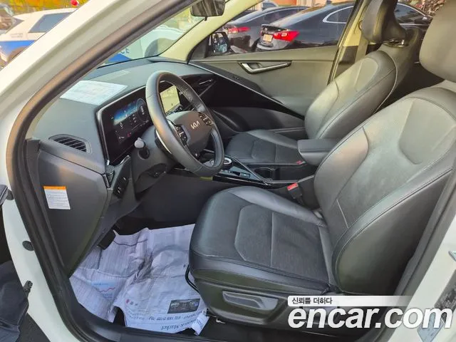 Kia Niro New — Фото автомобиля 17