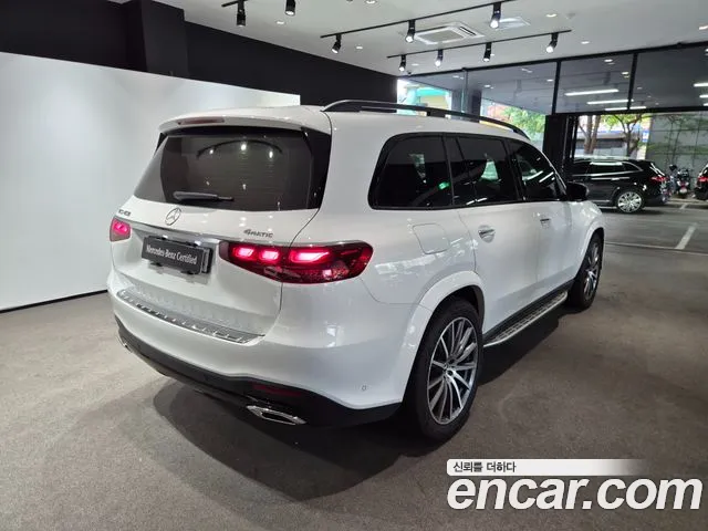Mercedes-Benz GLS-Class — Фото автомобиля 2