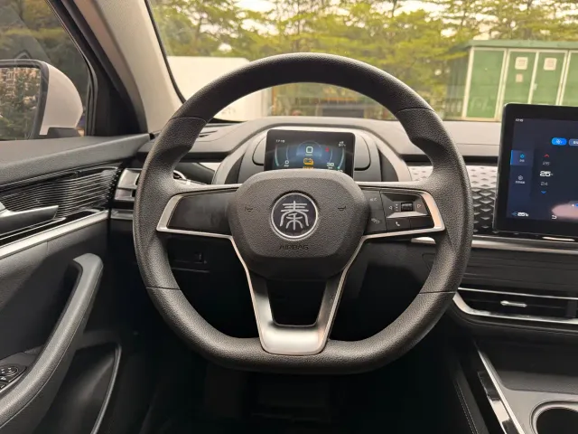 BYD Qin PLUS — Фото автомобиля 12