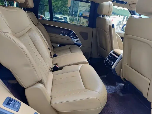 Land Rover Range Rover — Фото автомобиля 11