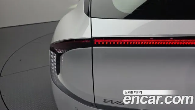 Kia EV6 — Фото автомобиля 8